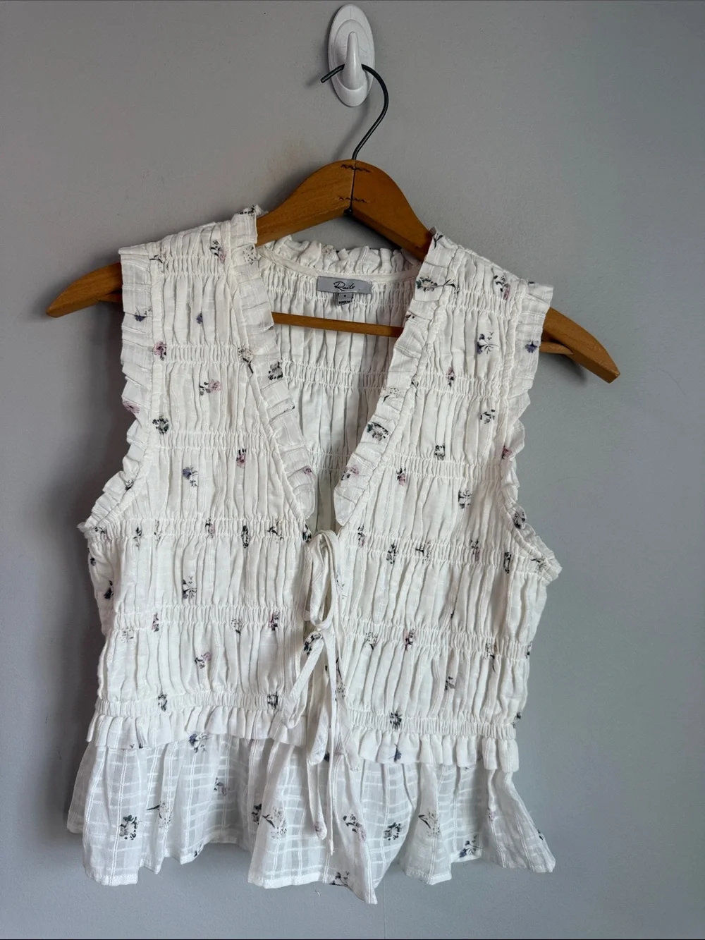 Rails Martine Lilac Roses, Smocked Top Small - Picture 2 of 6